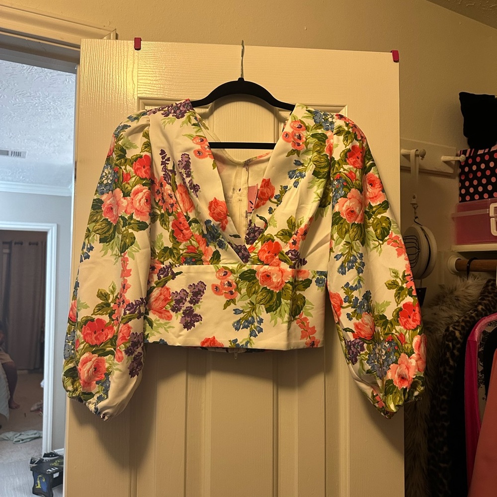 Vixen by Micheline Pitt White Vacation blouse size small